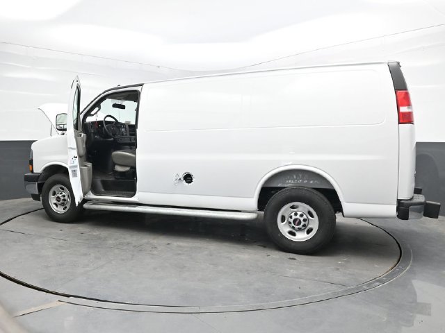 Used 2025 GMC Savana 2500 w/ Driver Convenience Package RWD image 52