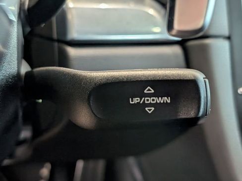 Used 2016 Porsche 911 Carrera Black Edition image 18