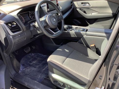 Used 2021 Nissan Rogue SV AWD/4WD image 28