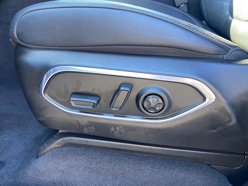 Used 2024 Jeep Wagoneer Series III image 24