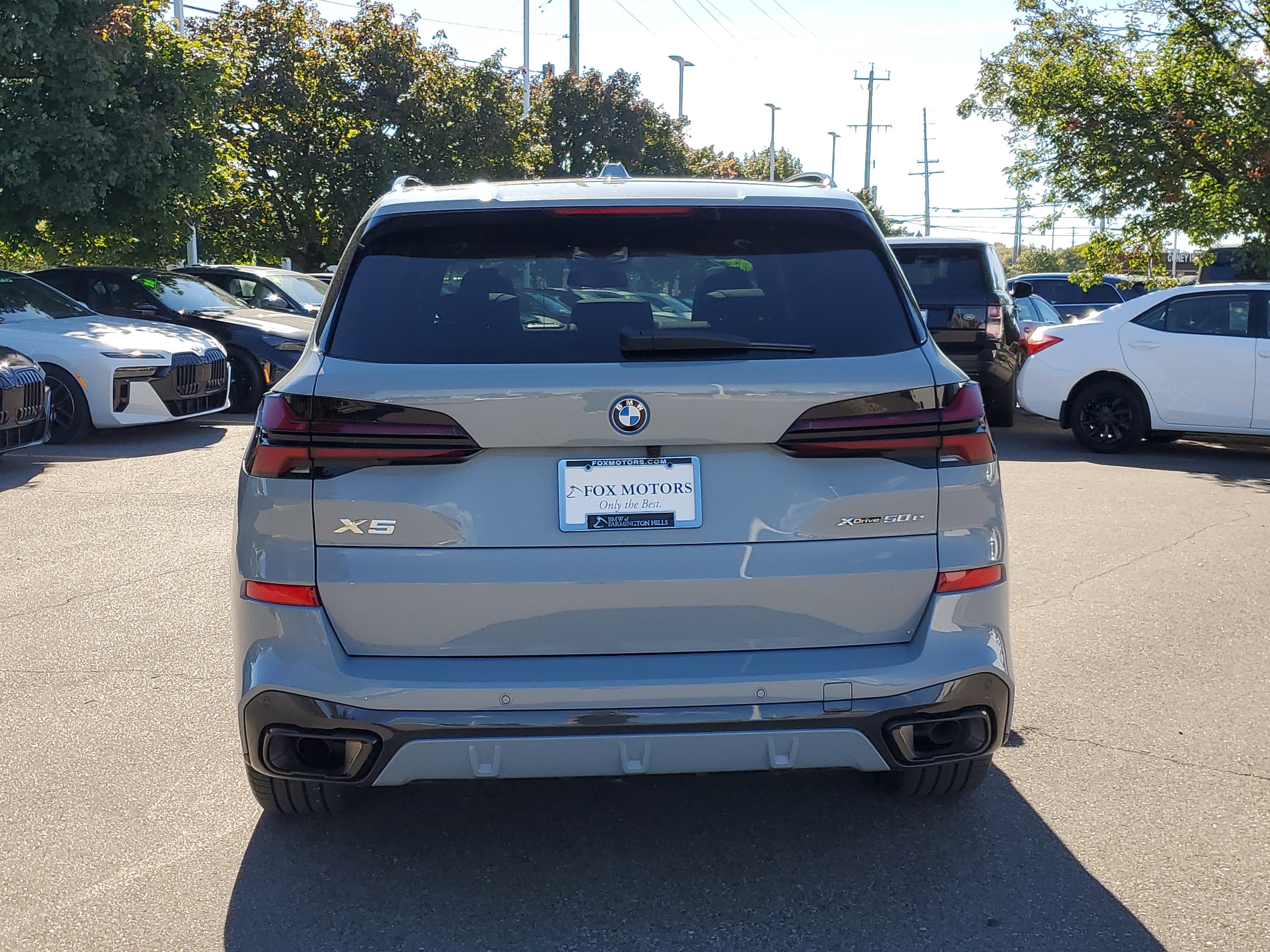 Certified 2024 BMW X5 xDrive50e w/ M Sport Package AWD/4WD image 4