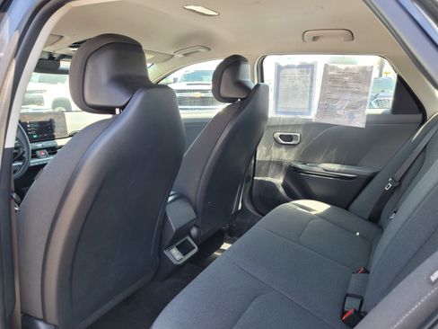 Used 2025 Kia K4 LXS FWD image 13