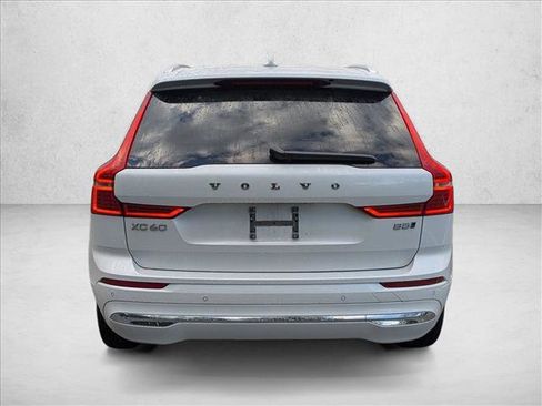 Used 2023 Volvo XC60 B5 Plus w/ Climate Package AWD/4WD image 6