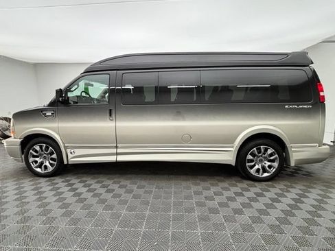 Used 2022 GMC Savana 2500 Extended w/ Enhanced Convenience Package RWD image 14