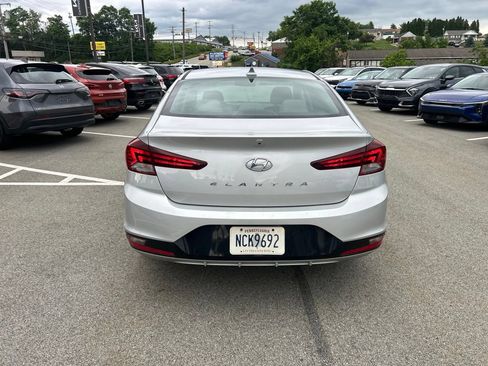 Used 2020 Hyundai Elantra SEL FWD image 5