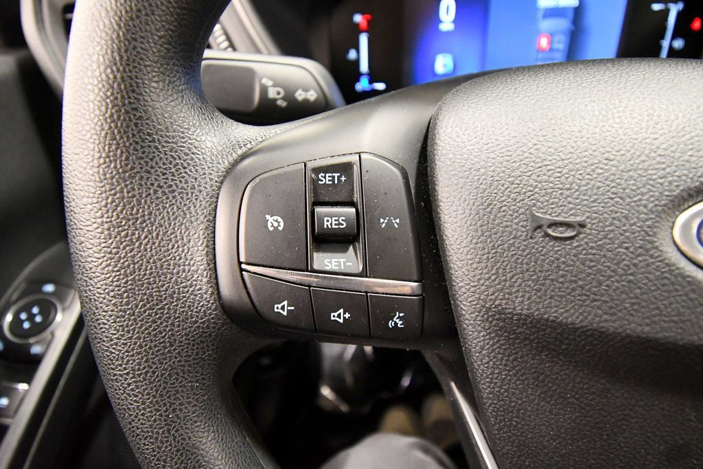 Used 2025 Ford Escape Active AWD/4WD image 20