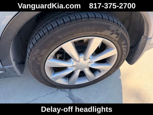 Used 2017 INFINITI QX50 Base w/ Premium Package image 9