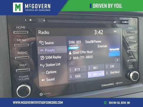 Used 2020 Toyota Sienna XLE w/ Carpet Mat Package AWD/4WD image 31