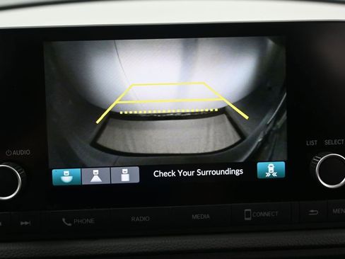 Used 2024 Honda CR-V Sport image 16