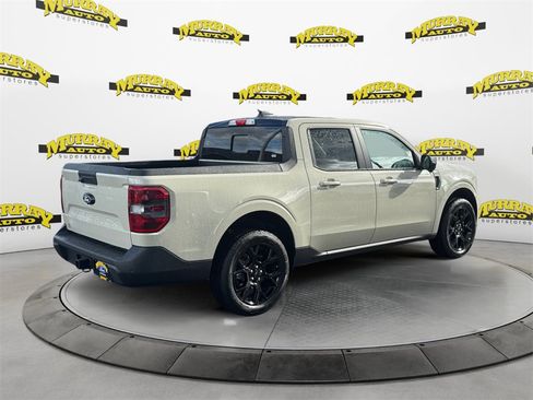 New 2025 Ford Maverick Lariat w/ Black Appearance Package image 5