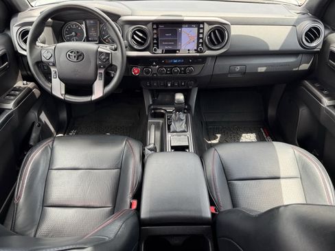 Used 2021 Toyota Tacoma TRD Pro AWD/4WD image 11
