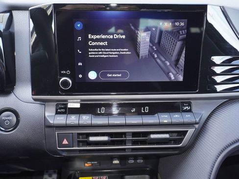 Certified 2025 Toyota Camry SE image 17