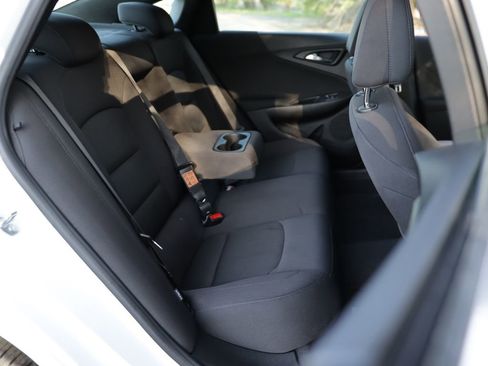 Used 2023 Chevrolet Malibu LT FWD image 26