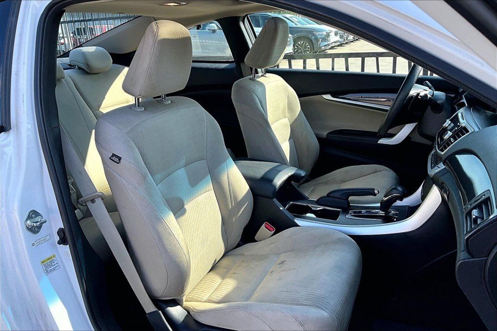 Used 2013 Honda Accord EX image 9