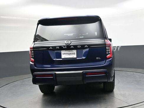 Used 2025 Nissan Armada SL AWD/4WD image 5
