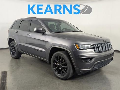 Used 2019 Jeep Grand Cherokee Altitude AWD/4WD image 1