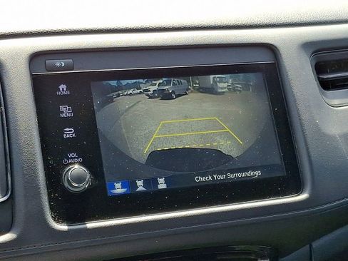Used 2021 Honda HR-V Sport image 17