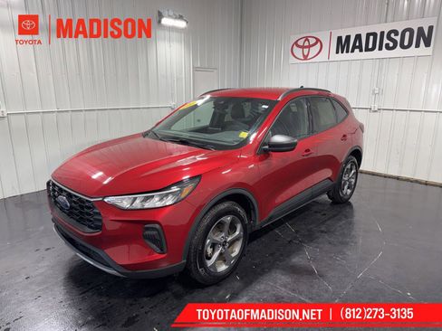 Used 2025 Ford Escape ST-Line AWD/4WD image 1