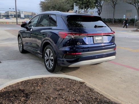 Certified 2023 Audi Q4 e-tron Premium Plus image 8