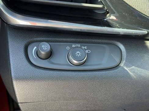 Used 2024 Buick Envista Sport Touring w/ Convenience I Package image 15