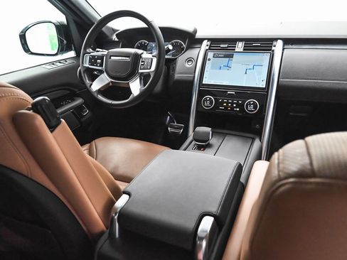 Used 2023 Land Rover Discovery HSE R-Dynamic image 42