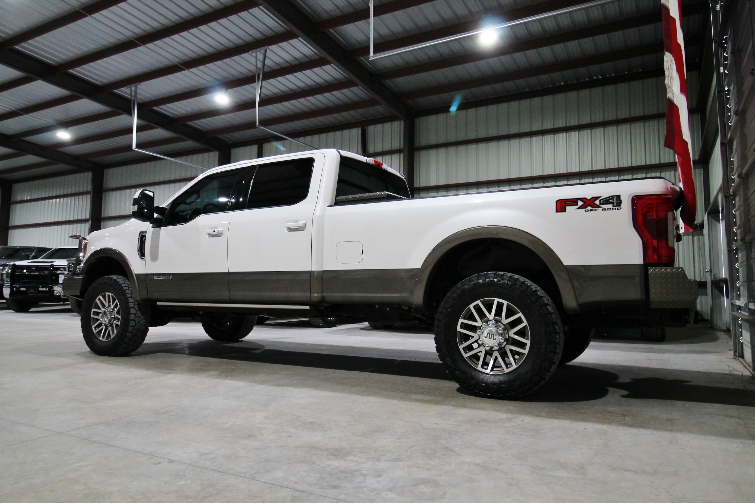 Used 2019 Ford F350 King Ranch w/ King Ranch Ultimate Package AWD/4WD image 7