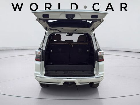 Used 2022 Toyota 4Runner Limited image 18