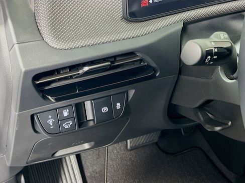 New 2025 Kia EV6 Wind image 10