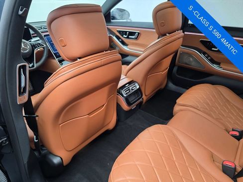 Used 2021 Mercedes-Benz S 580 4MATIC Sedan image 15