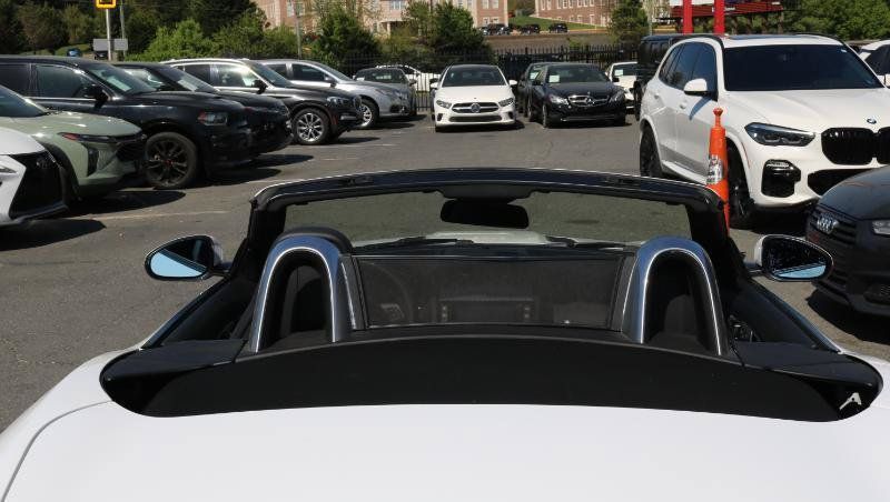 Used 2017 Jaguar F-TYPE Convertible RWD image 8