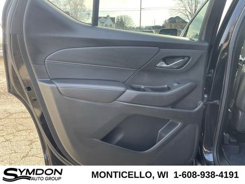 Used 2023 Chevrolet Traverse Premier w/ Redline Edition image 19