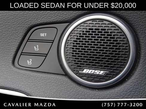Used 2021 Hyundai Sonata Limited w/ Preferred Accessory Package FWD image 19