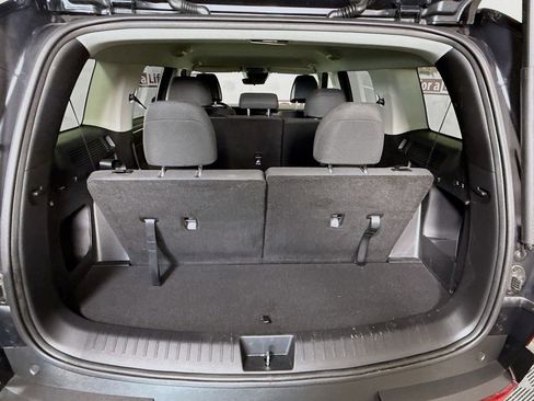 Certified 2025 Hyundai Santa Fe SE image 28