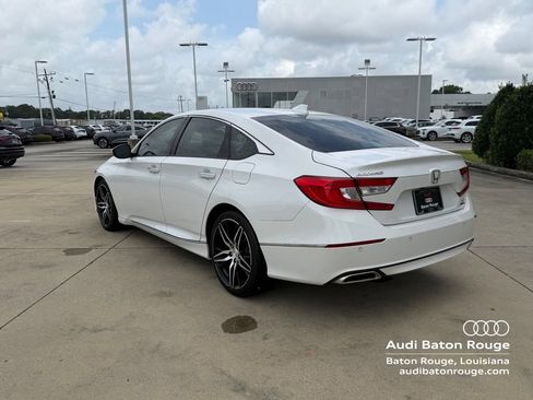Used 2021 Honda Accord Touring image 5