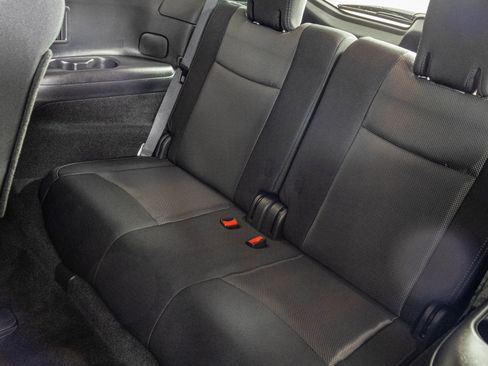 Used 2020 Nissan Pathfinder SV image 35