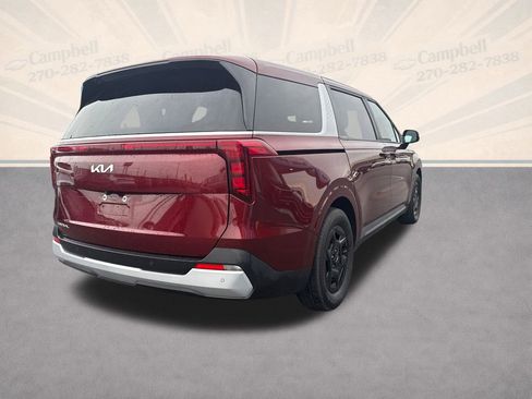 Used 2025 Kia Carnival image 6