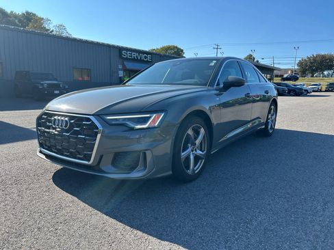 Used 2024 Audi A6 Premium Plus image 11