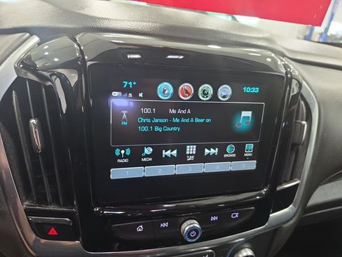 Used 2019 Chevrolet Traverse LT w/ LPO, Floor Liner Package AWD/4WD image 21