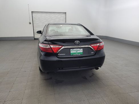 Used 2016 Toyota Camry SE FWD image 6