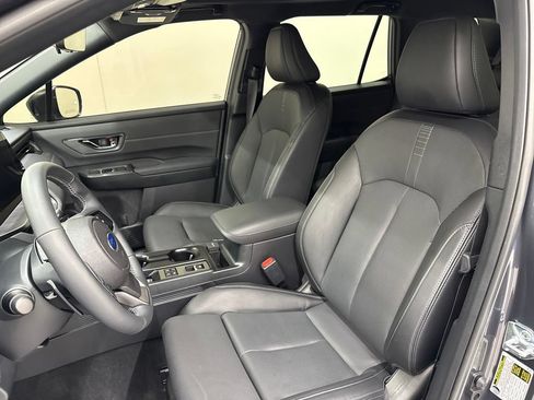 Used 2026 Subaru Outback Touring XT AWD/4WD image 15