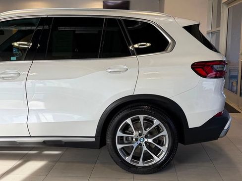 Used 2019 BMW X5 xDrive40i w/ Convenience Package AWD/4WD image 9