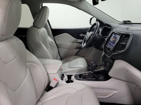 Used 2019 Jeep Cherokee Limited w/ Luxury Group image 21