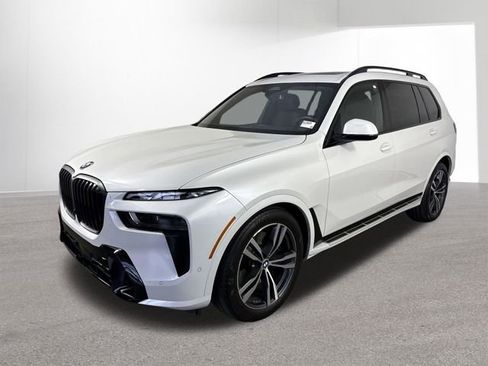 Used 2026 BMW X7 xDrive40i AWD/4WD image 26