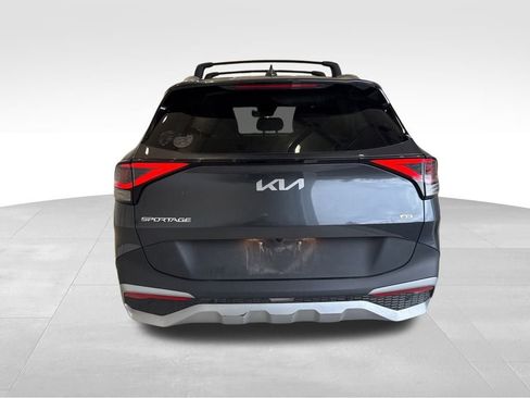 Used 2023 Kia Sportage EX image 4