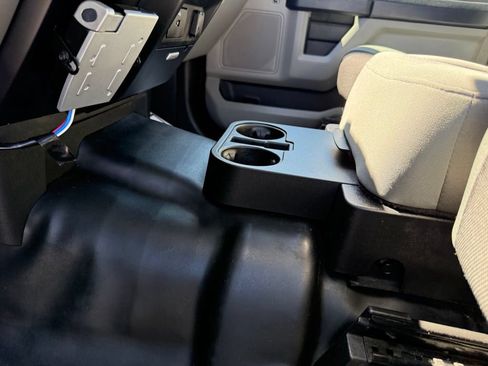 Used 2017 Ford F150 XL w/ XL Power Equipment Group AWD/4WD image 18