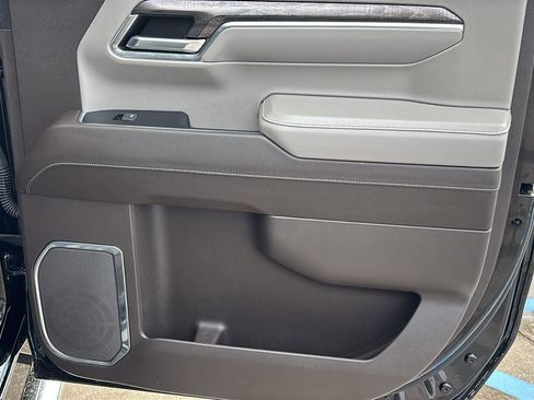 Certified 2024 Chevrolet Silverado 1500 LTZ image 20