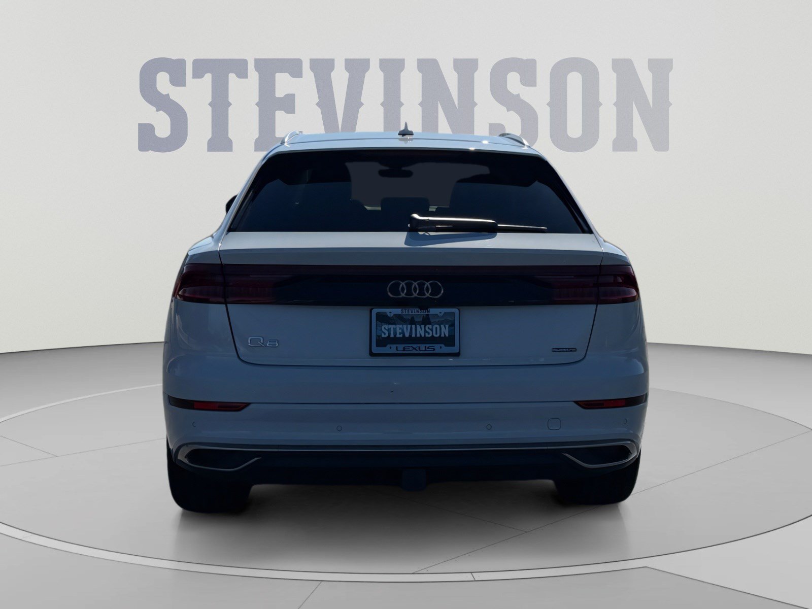 Used 2023 Audi Q8 Premium Plus AWD/4WD image 4