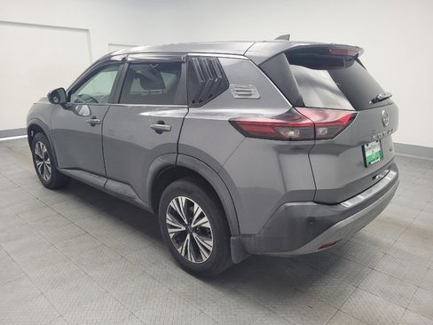 Used 2022 Nissan Rogue SV FWD image 3