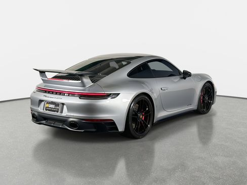 Used 2024 Porsche 911 Carrera 4 GTS image 3
