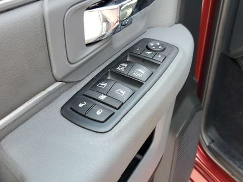 Certified 2017 RAM 1500 Big Horn AWD/4WD image 7